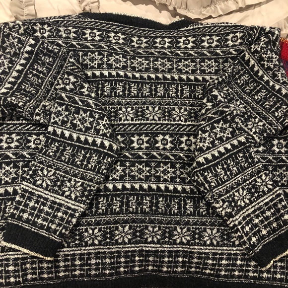 Gap sweater - Picture 3 of 4